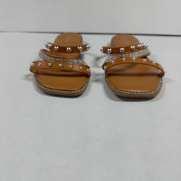 Nicole Miller Studded Sparkling Tan Sandals - Size 9. - Picture 11 of 11